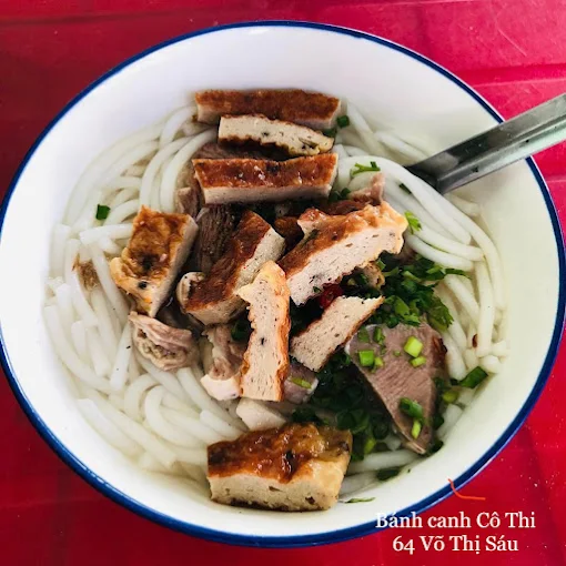bánh canh chả cá Liên Hương