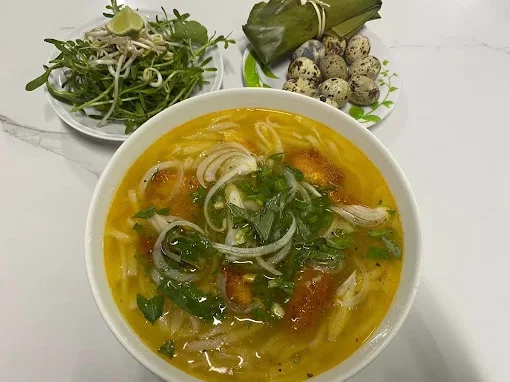 bánh canh chả cá Liên hương