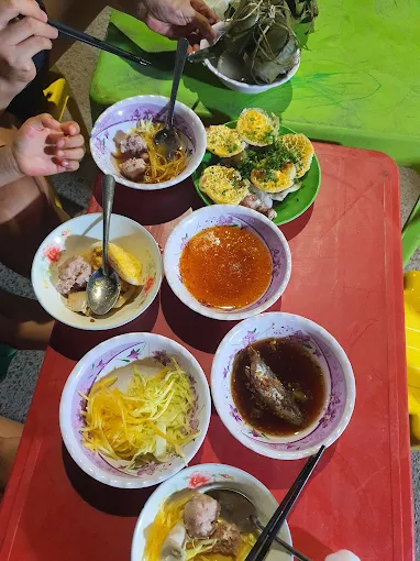 quán bánh căn ngon tại Liên Hương