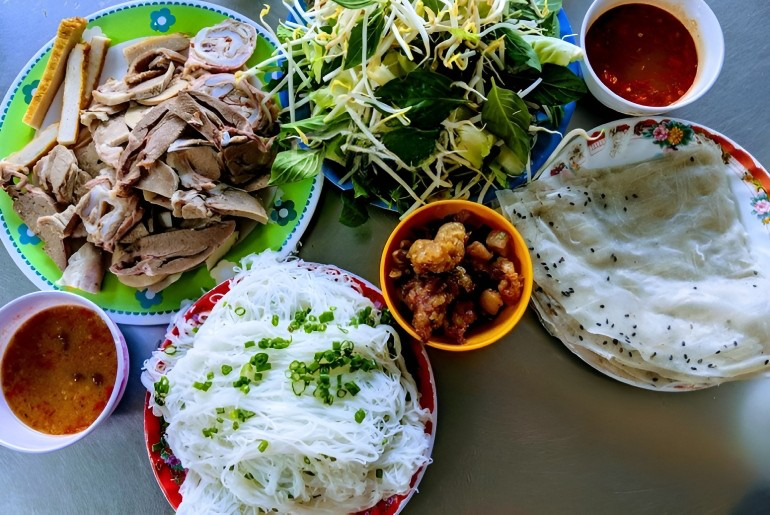 du lịch cổ thạch