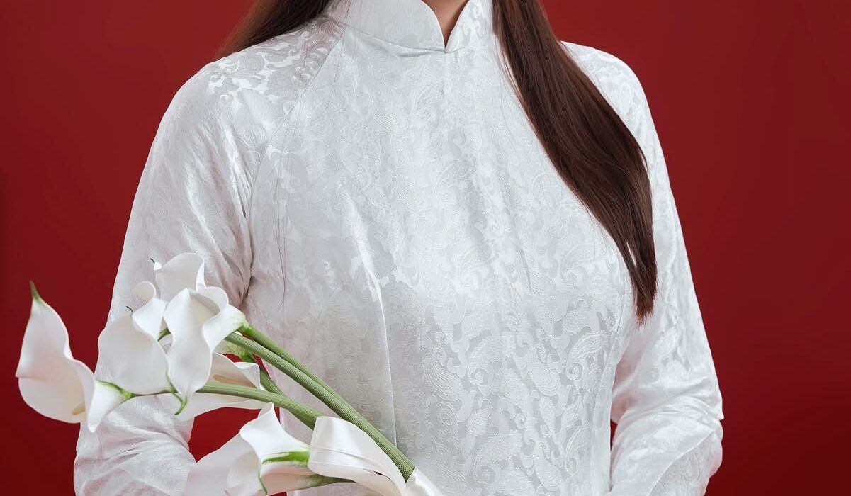 cho thuê áo dài liên hương