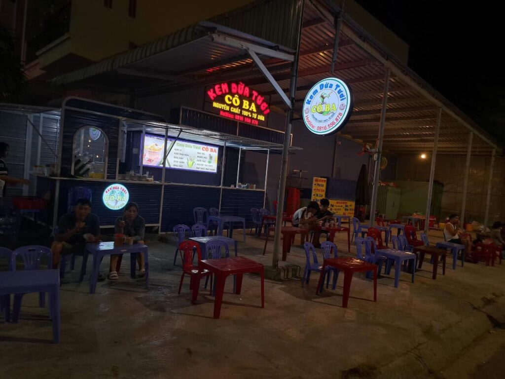 quán kem tại liên hương