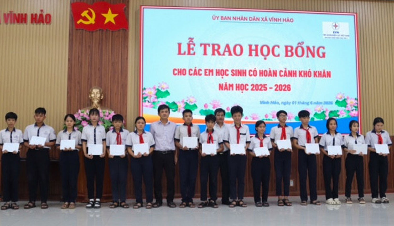 Buổi tọa đàm kết hợp giữa sản xuất và bảo vệ môi trường tại NMNĐ Vĩnh Tân 4