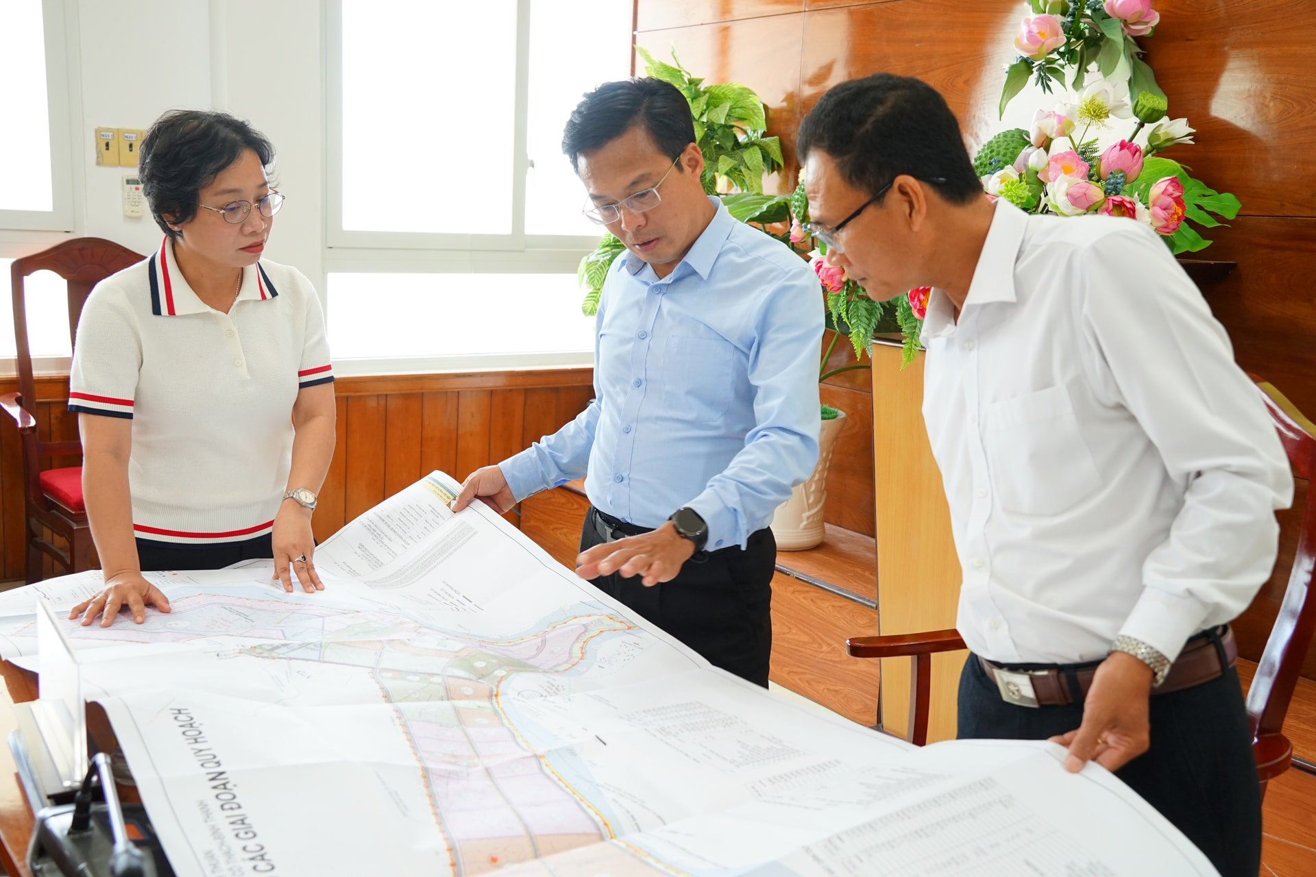 Phó Chủ tịch UBND tỉnh Lâm Đồng khảo sát quy hoạch du lịch Liên Hương