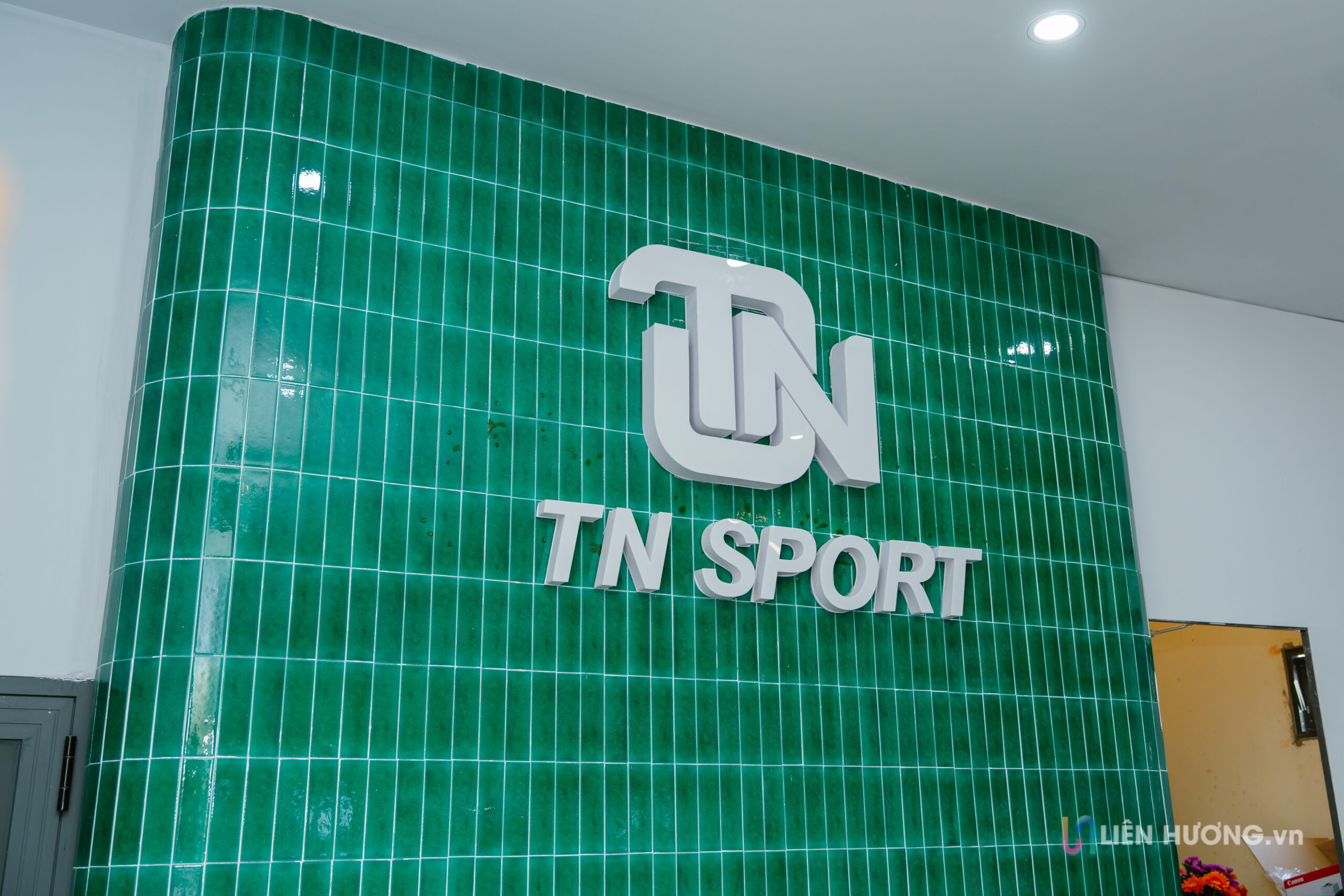 Gian hàng thể thao TN Sport tại 286 Võ Thị Sáu Liên Hương